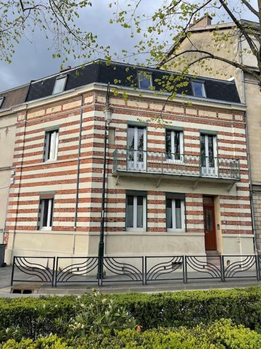 Apartament Le Tanneur Épernay Zewnętrze zdjęcie